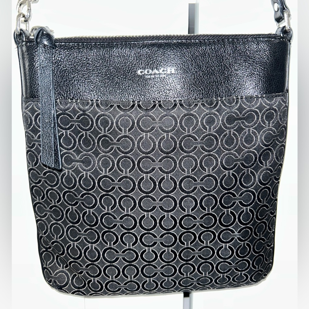 Coach Purse 🖤
